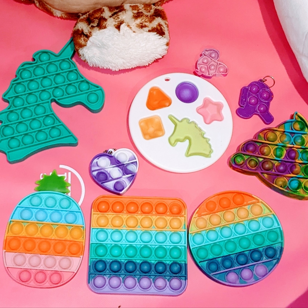 Popsocket toys